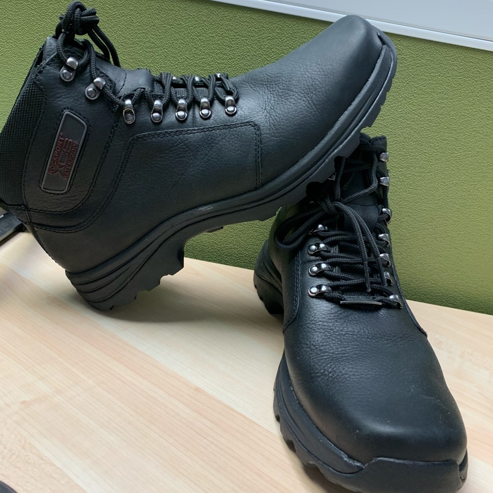 Rocksport XCS boots (WATERPROOF) size 11.5